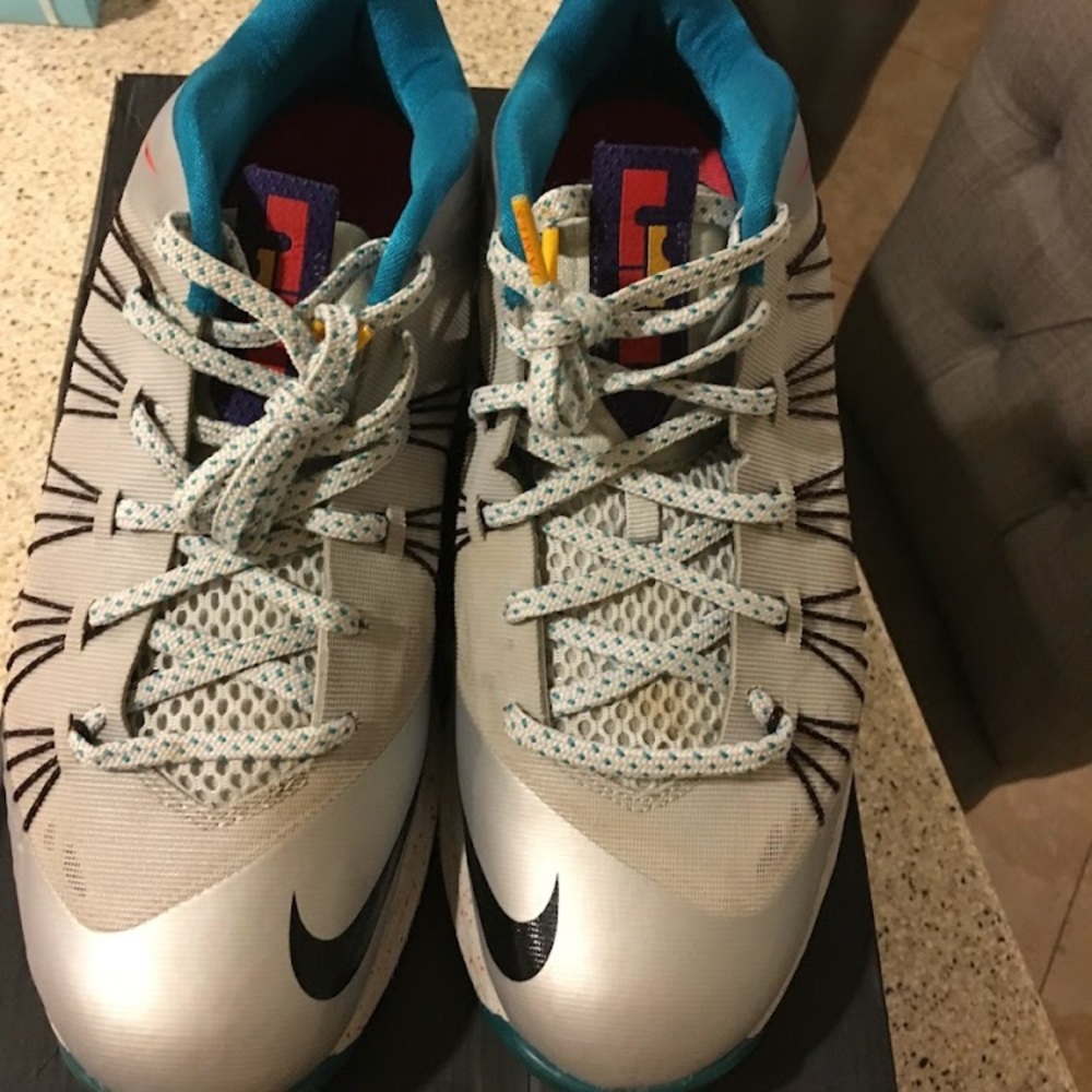 basketball shoes